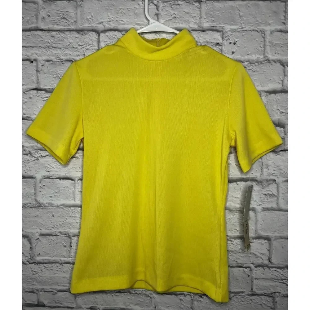 70s Vintage Douglas Marc mock neck yellow deadstock top size S.